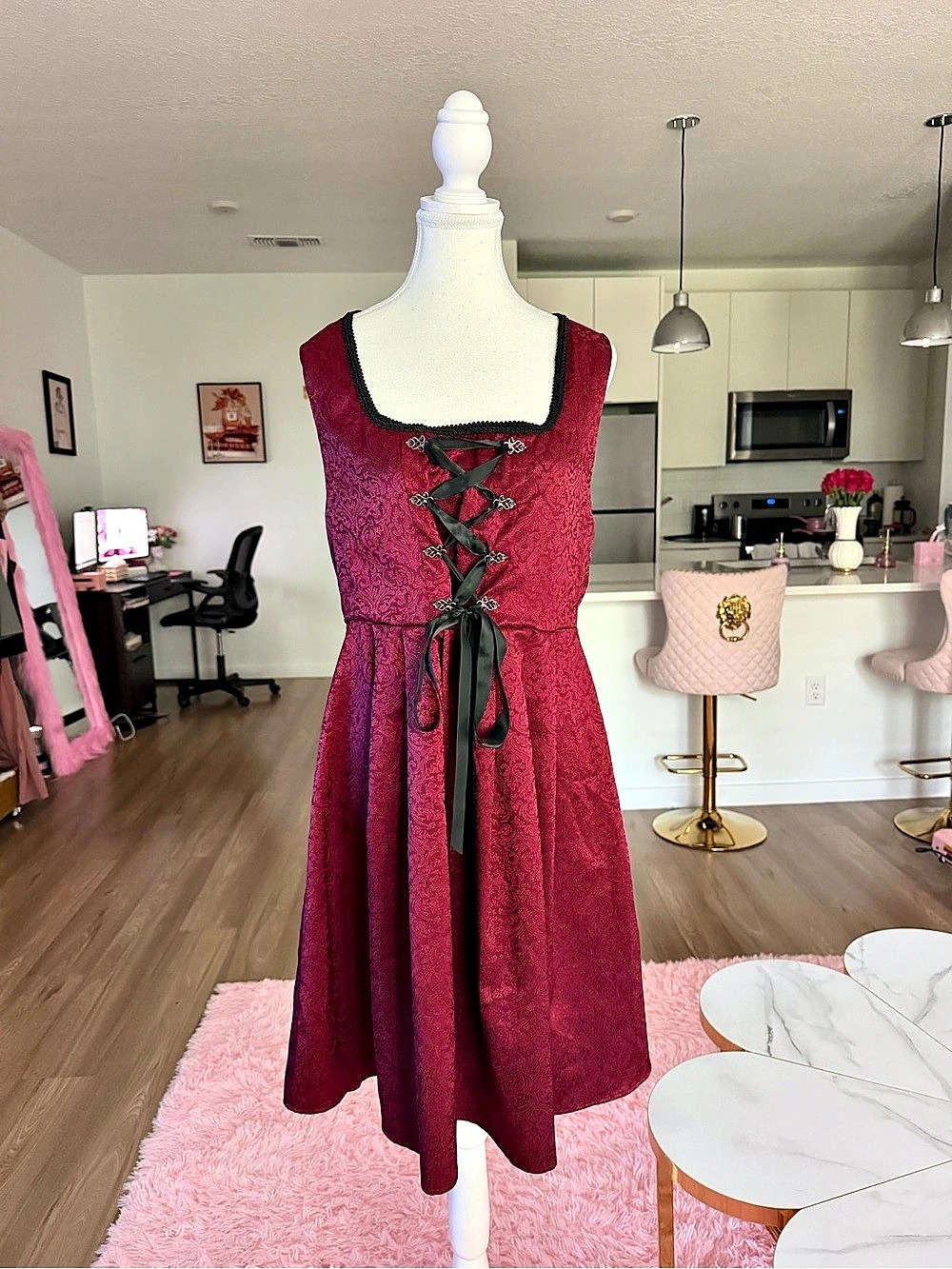 Oktoberfest dirndl Burgundy Lace-Up Bodice Midi Dress traditional German